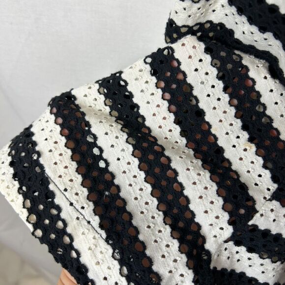 Banana Republic Black Ivory Striped Eyelet Sleeveless Fit & Flare Dress Size 4 - Picture 6 of 14